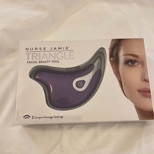 Nurse Jamie Triangle Facial Beauty Tool